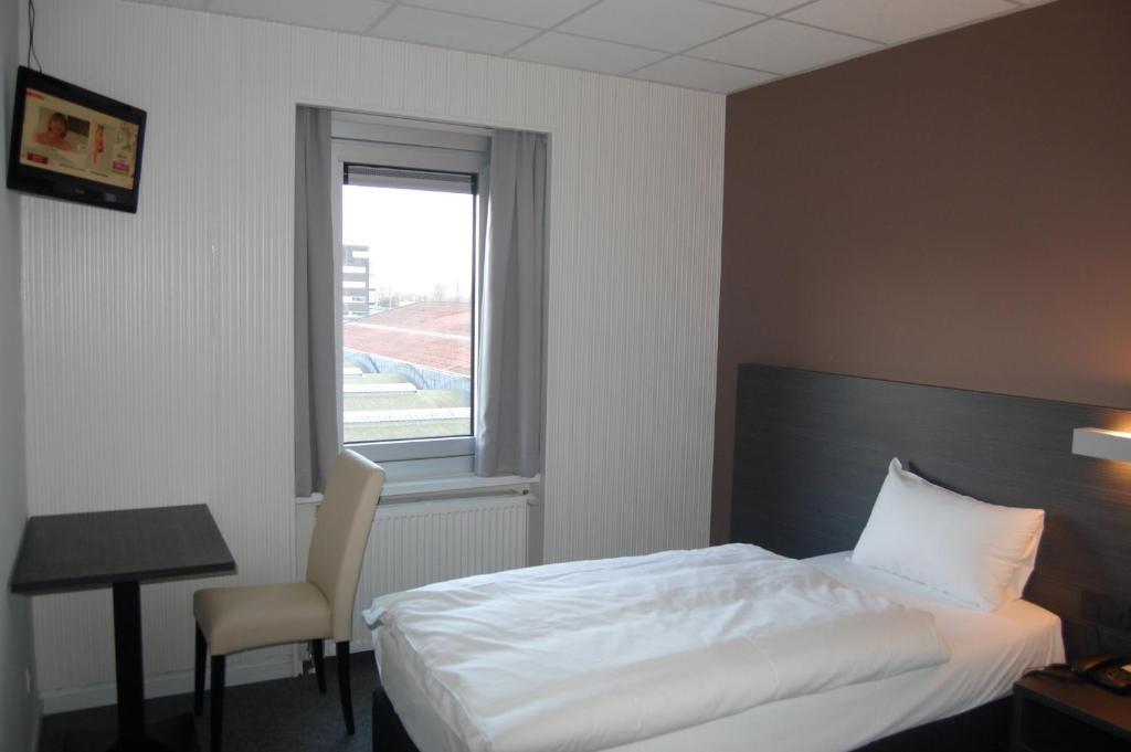 Antwerp Harbour Hotel Oda fotoğraf